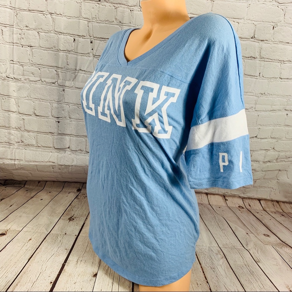 VS PINK Signature Logo Short Sleeve Tee Shirt - Picture 3 of 7